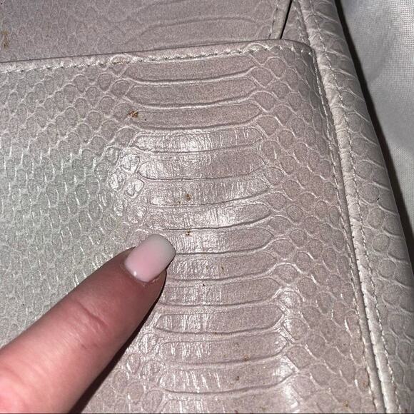 Via Piaggi purse/bag off white snake-skin crossbody top flap closure - Picture 6 of 11